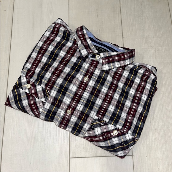 Nautica Jeans Co. Long Sleeve Button-Down Shirt - Picture 4 of 4